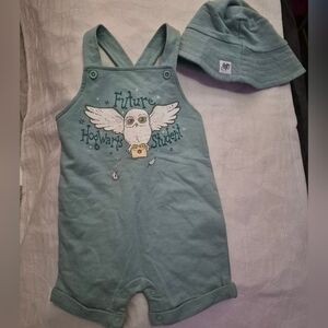 Hogwarts Student Baby Romper and Hat Set
